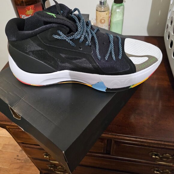 Men's Jordan's - Picture 4 of 4